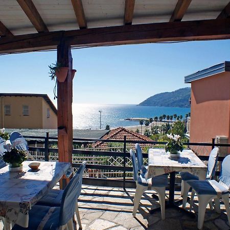 Albergo La Pineta Marina dʼMarina dʼAndora Exteriér fotografie
