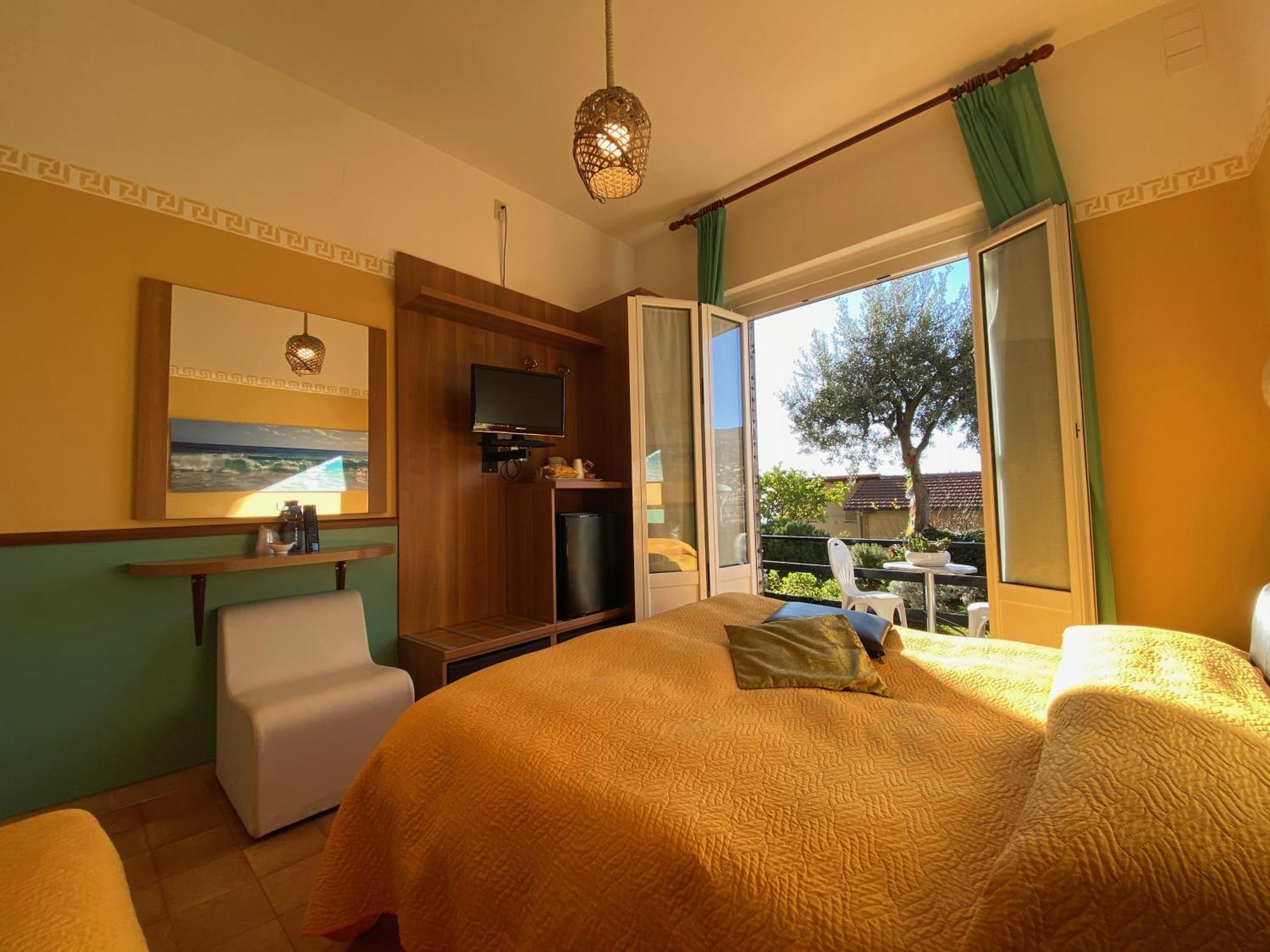 Albergo La Pineta Marina dʼMarina dʼAndora Pokoj fotografie