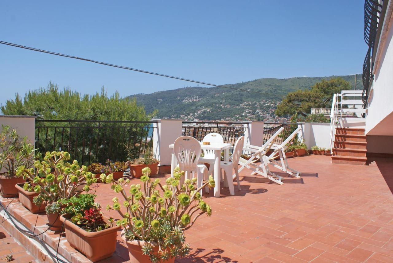 Albergo La Pineta Marina dʼMarina dʼAndora Exteriér fotografie