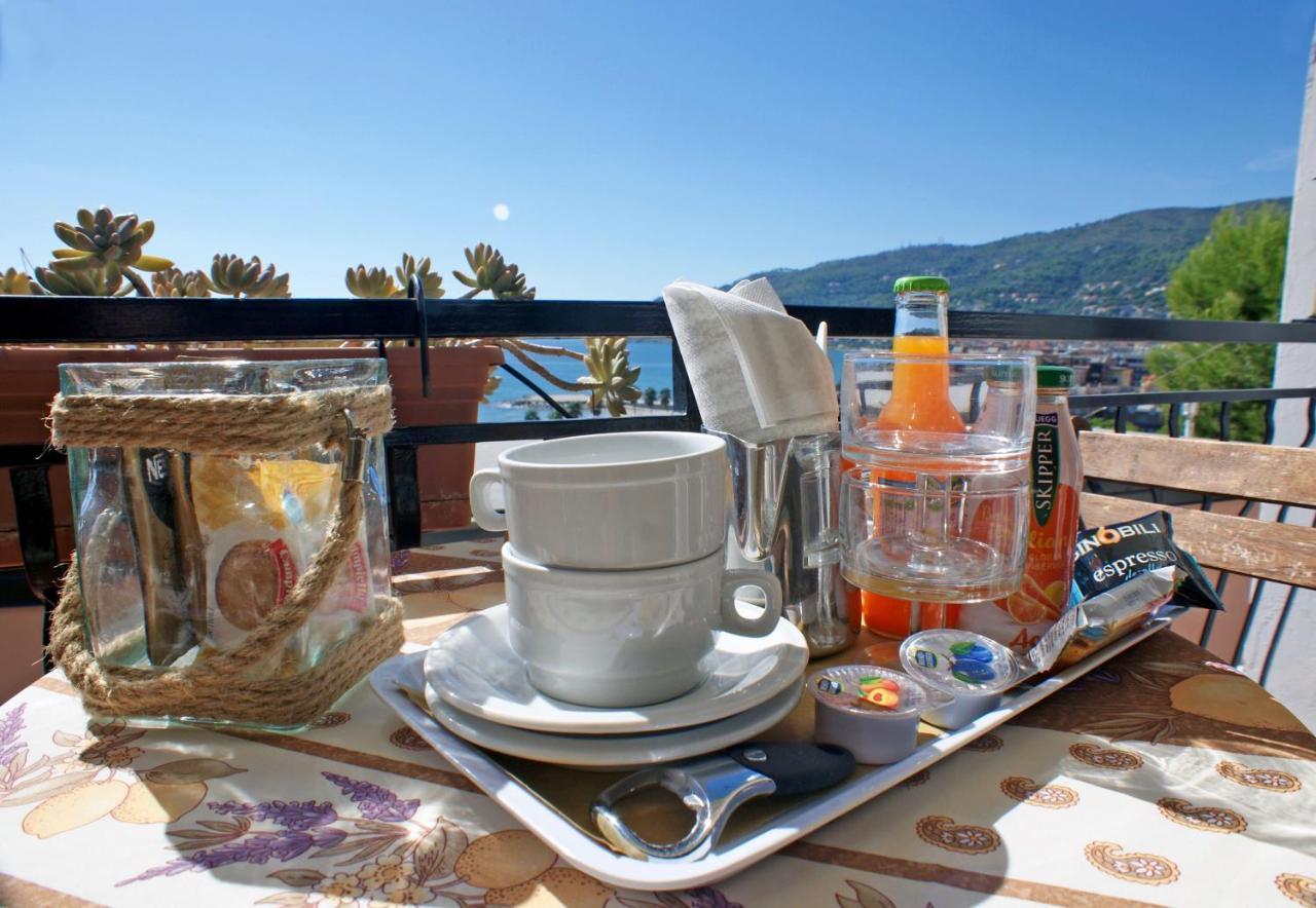 Albergo La Pineta Marina dʼMarina dʼAndora Exteriér fotografie