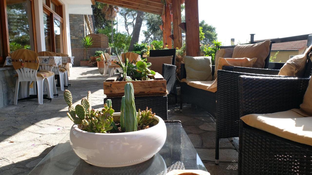 Albergo La Pineta Marina dʼMarina dʼAndora Exteriér fotografie